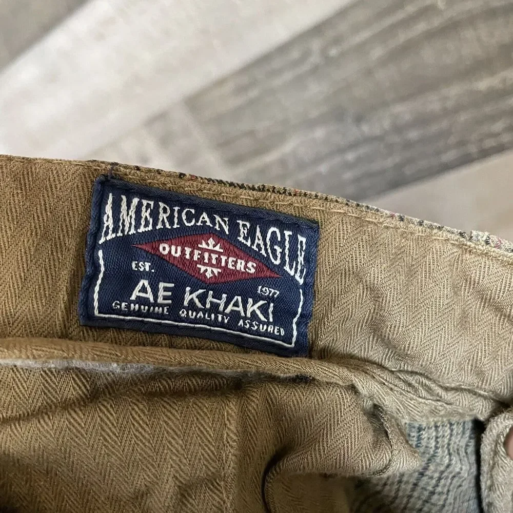 American Eagle Outfitters AE Khaki‎ Chino Pants Mens Size 33 x 32 Brown Plaid